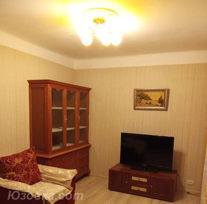 2-комн. квартира, 54м², с мебелью, 4/5 эт., ДОНЕЦК