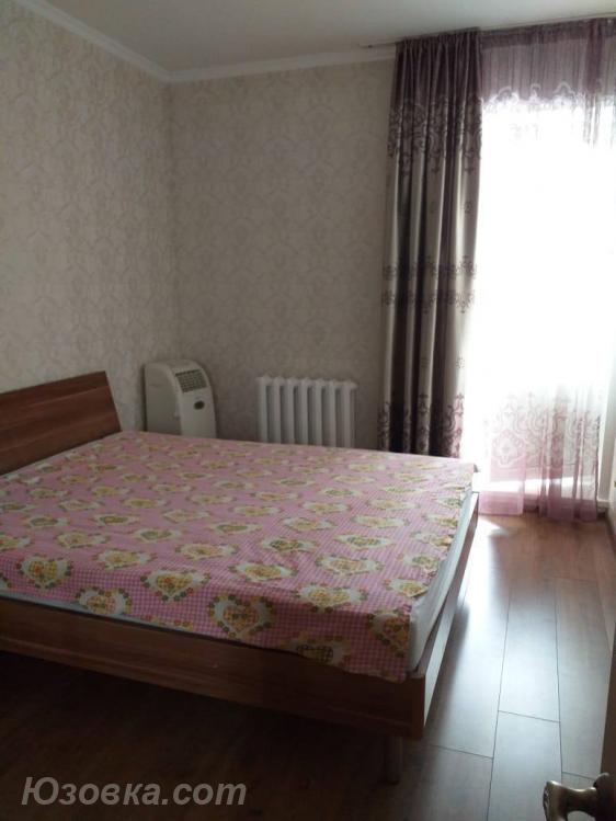 2-комн. квартира, 65м², с мебелью, 1/9 эт.