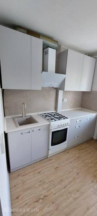2-комн. квартира, 42м², с мебелью, 4/9 эт., ДОНЕЦК