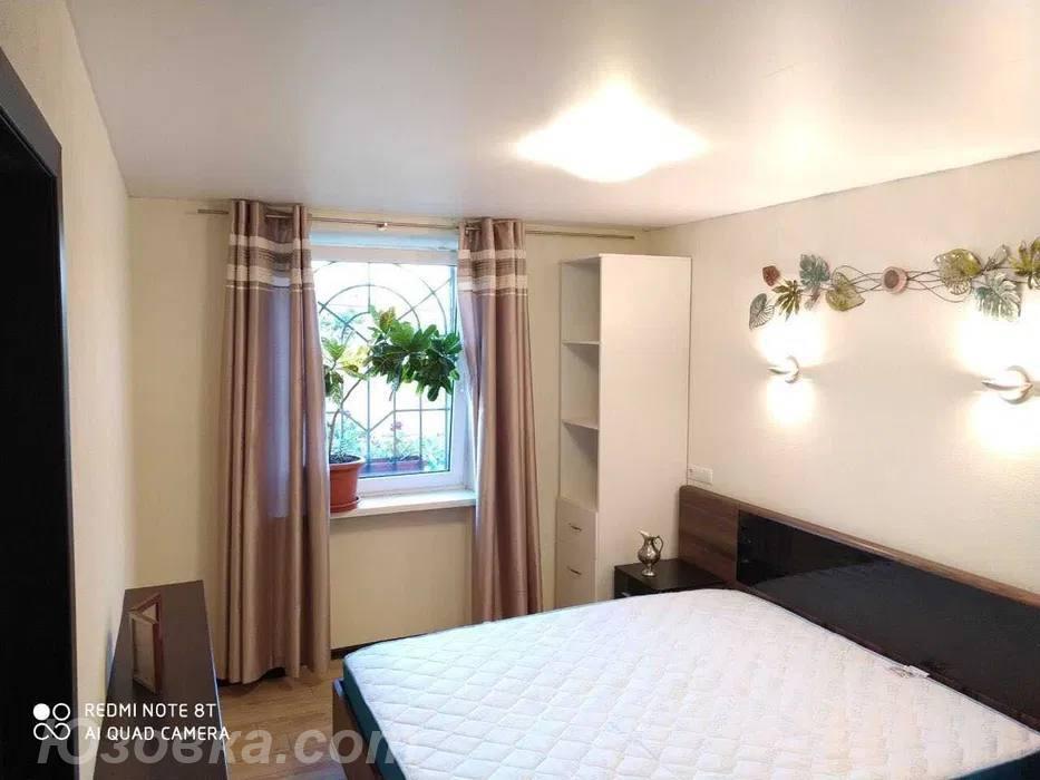 2-комн. квартира, 44м², с мебелью, 1/5 эт., ДОНЕЦК