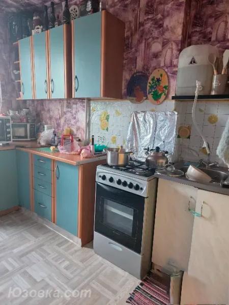 3-комн. квартира, 64 м², вторичка, 6/9 эт., ДОНЕЦК