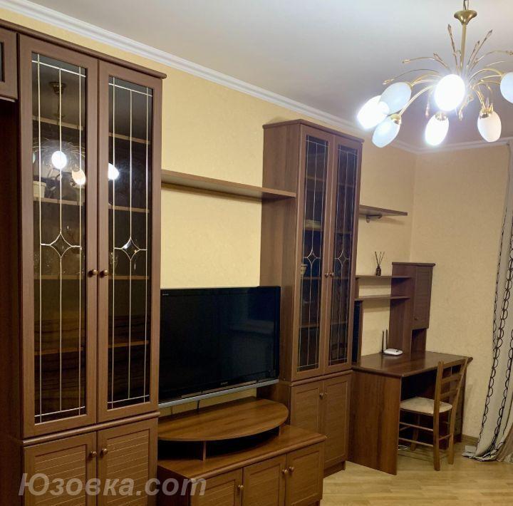 2-комн. квартира, 54м², с мебелью, 3/9 эт., ДОНЕЦК