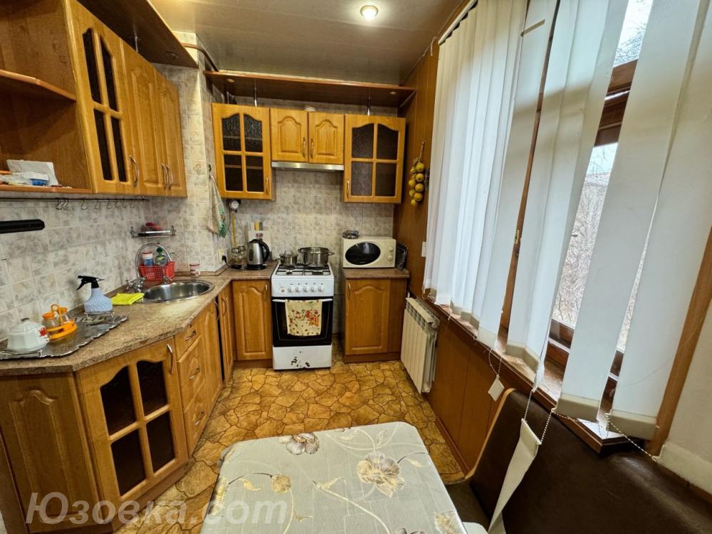 2-комн. квартира, 48м², с мебелью, 2/2 эт., ДОНЕЦК