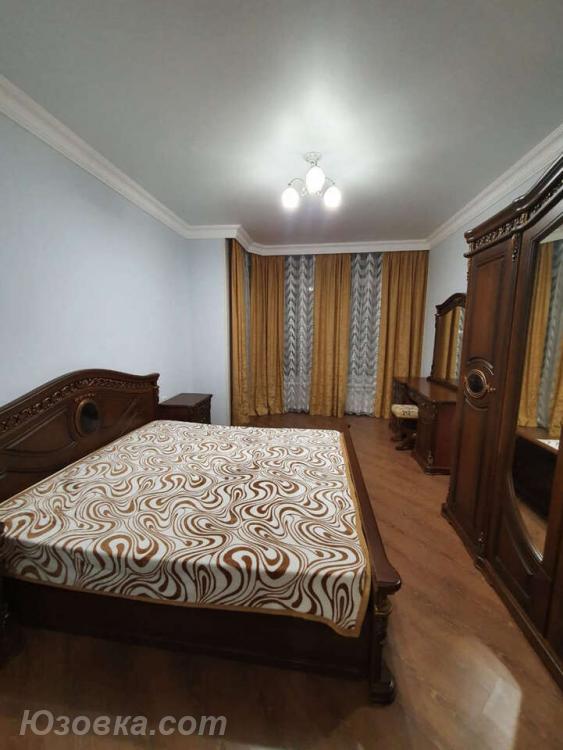 2-комн. квартира, 54м², с мебелью, 4/14 эт., ДОНЕЦК