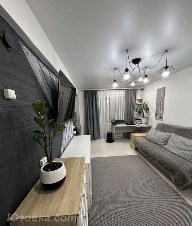 2-комн. квартира, 33м², с мебелью, 4/9 эт., ДОНЕЦК