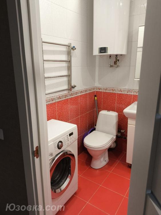 2-комн. квартира, 51м², с мебелью, 4/9 эт., ДОНЕЦК