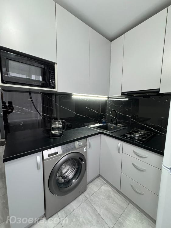 1-комн. квартира, 37м², с мебелью, 4/5 эт., ДОНЕЦК