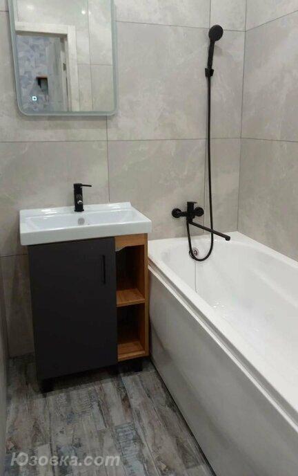 2-комн. квартира, 52м², с мебелью, 2/10 эт., ДОНЕЦК