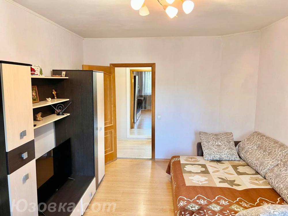 3-комн. квартира, 104м², с мебелью, 6/9 эт., ДОНЕЦК