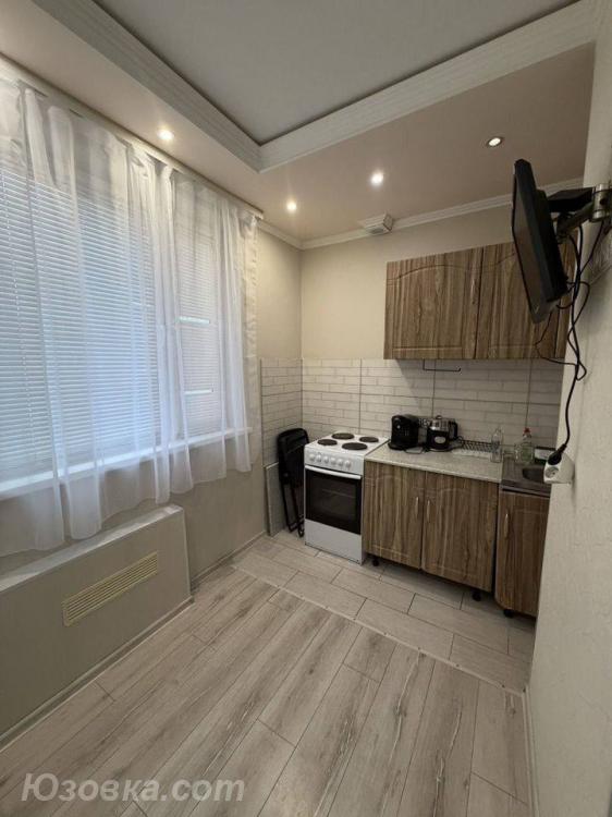 2-комн. квартира, 44м², с мебелью, 7/9 эт., ДОНЕЦК