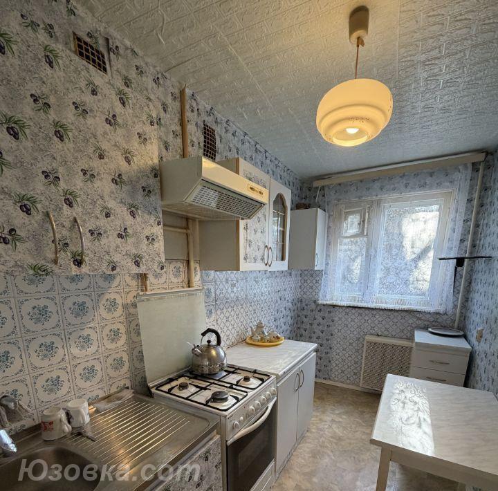 2-комн. квартира, 47м², с мебелью, 3/9 эт., ДОНЕЦК