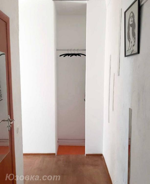 2-комн. квартира, 40м², с мебелью, 4/9 эт., ДОНЕЦК