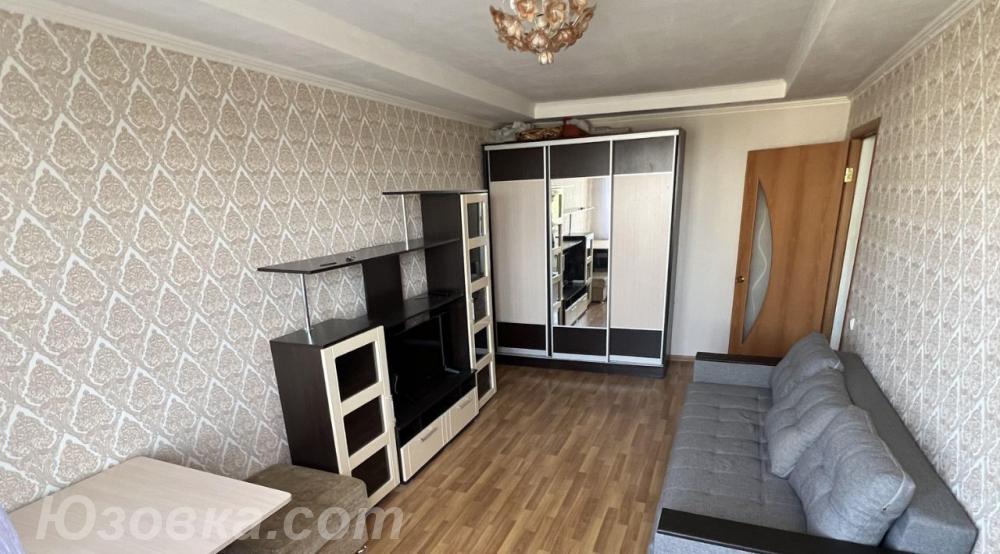 1-комн. квартира, 36м², с мебелью, 4/9 эт.