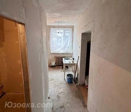 2-комн. квартира, 40 м², вторичка, 1/1 эт.