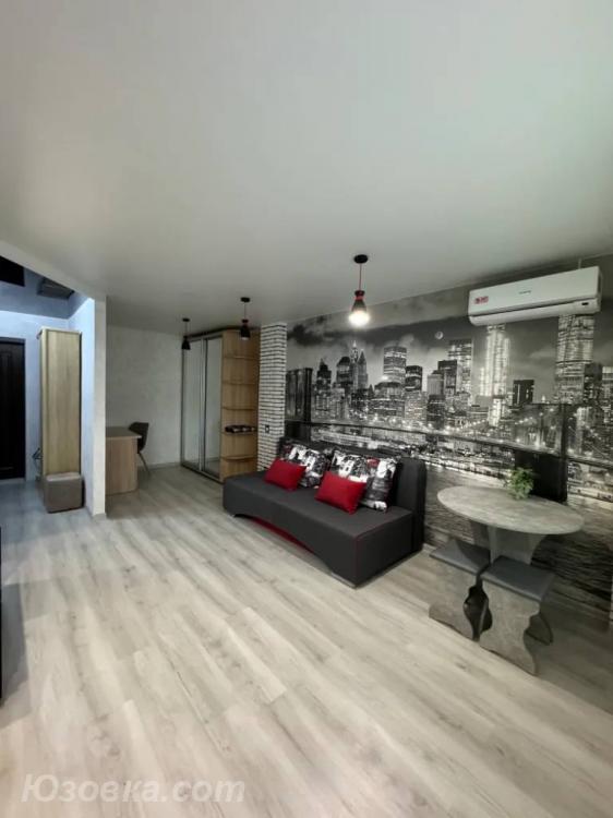 1-комн. квартира, 34м², с мебелью, 5/10 эт., ДОНЕЦК