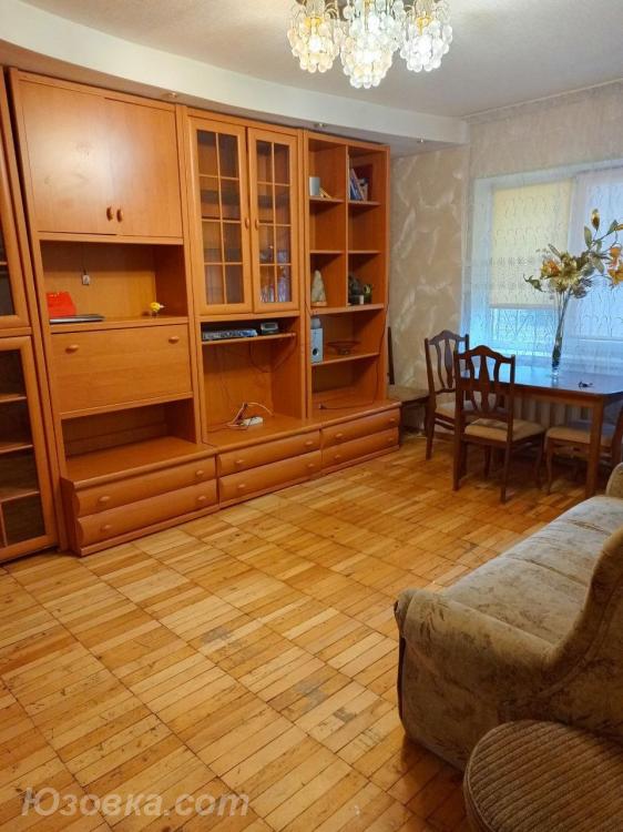 3-комн. квартира, 62 м², вторичка, 1/5 эт.