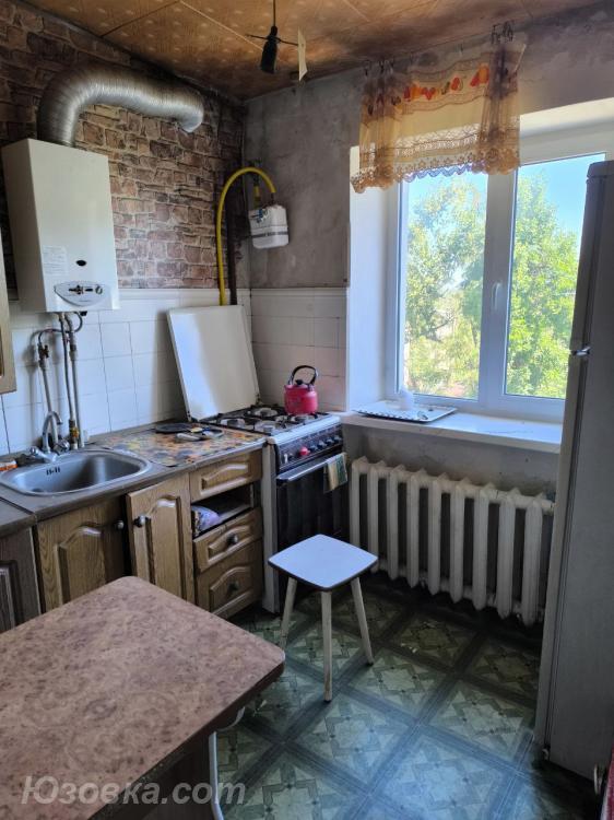 2-комн. квартира, 45 м², вторичка, 4/4 эт.