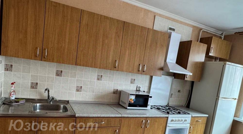 2-комн. квартира, 49м², с мебелью, 4/9 эт., ДОНЕЦК