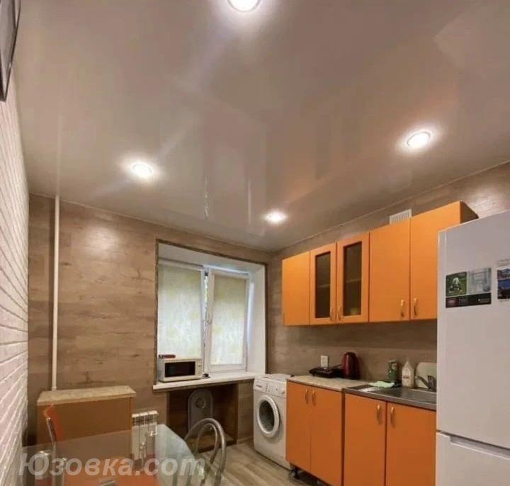 2-комн. квартира, 52м², с мебелью, 2/9 эт., ДОНЕЦК