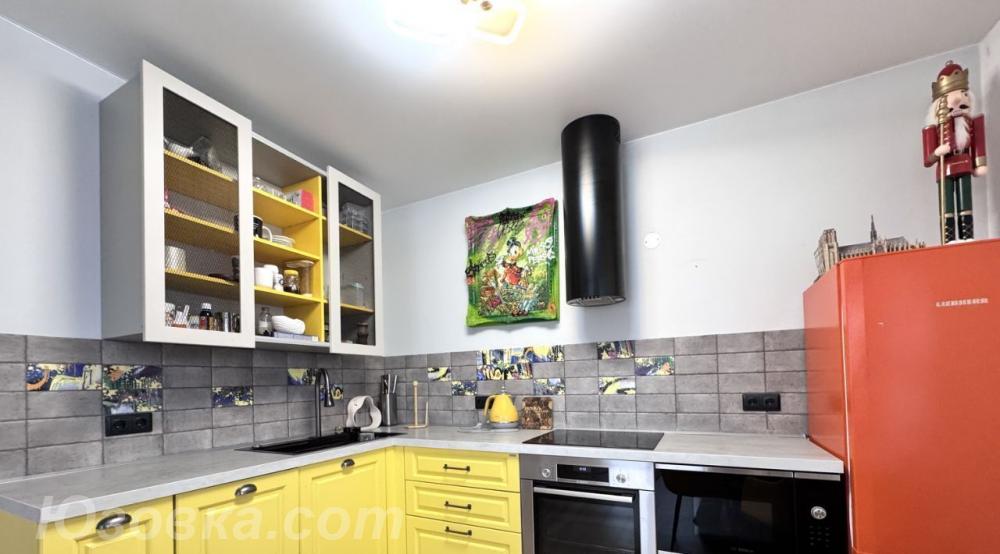5-комн. квартира, 60м², с мебелью, 5/9 эт., ДОНЕЦК