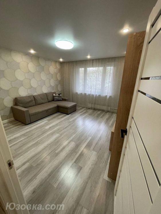1-комн. квартира, 45м², с мебелью, 2/9 эт., ДОНЕЦК