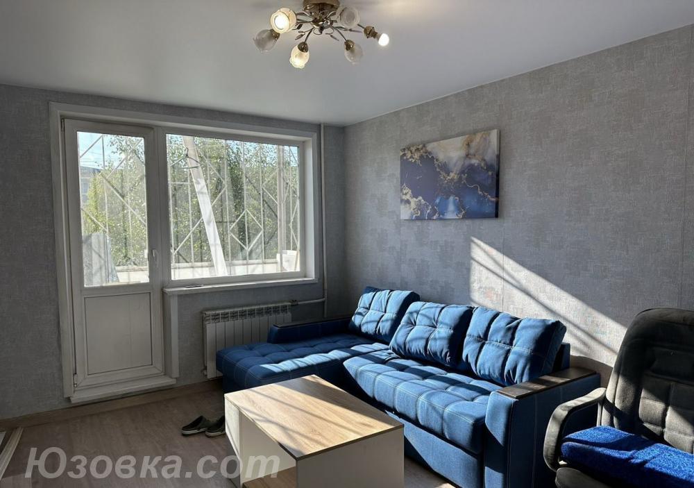 2-комн. квартира, 42м², с мебелью, 4/5 эт., ДОНЕЦК