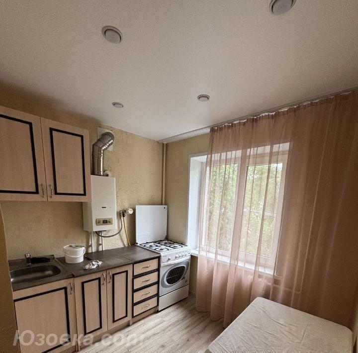 2-комн. квартира, 40м², с мебелью, 3/9 эт., ДОНЕЦК