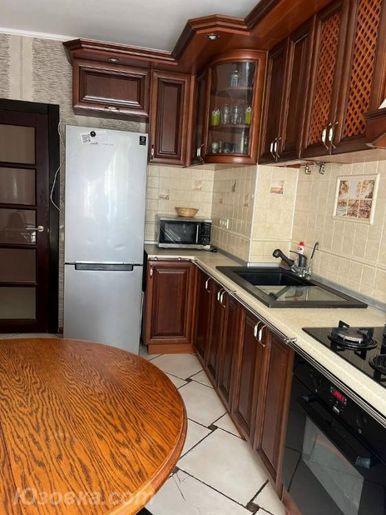 2-комн. квартира, 48м², с мебелью, 4/5 эт., ДОНЕЦК