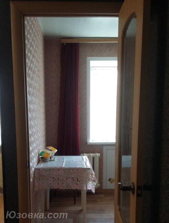 2-комн. квартира, 44м², с мебелью, 4/9 эт., ДОНЕЦК