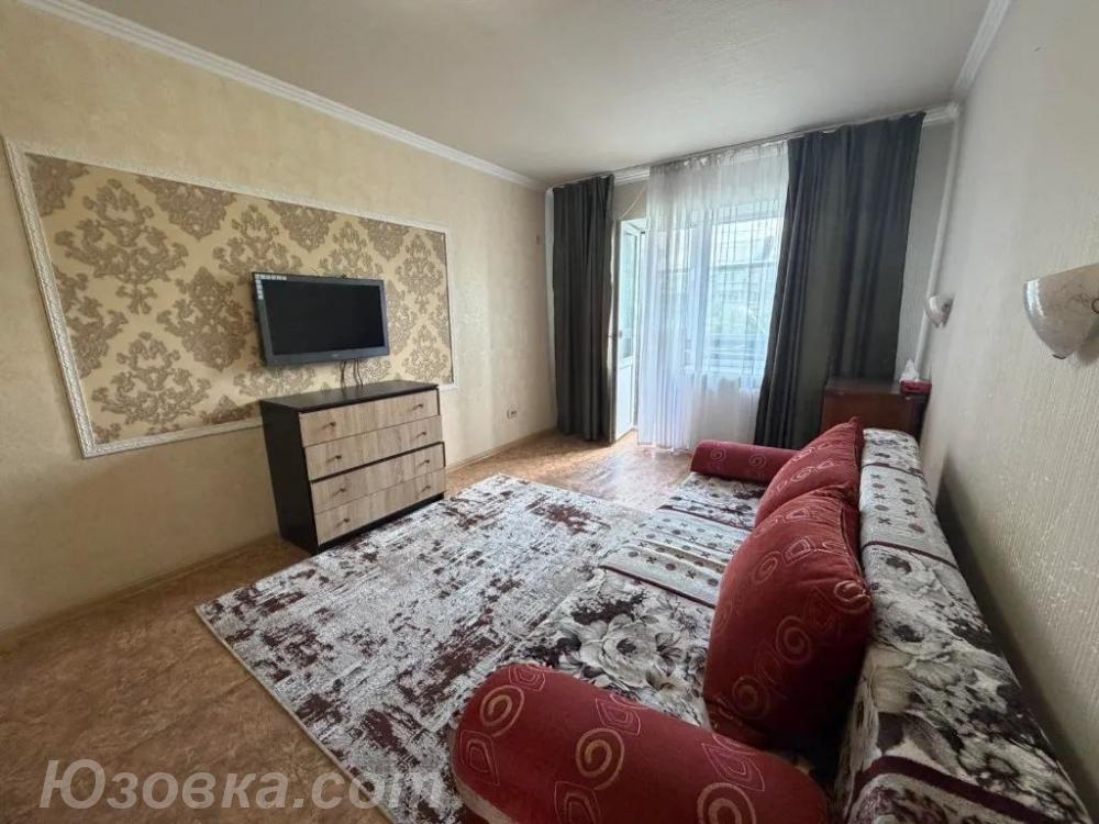 1-комн. квартира, 38м², с мебелью, 2/5 эт., ДОНЕЦК