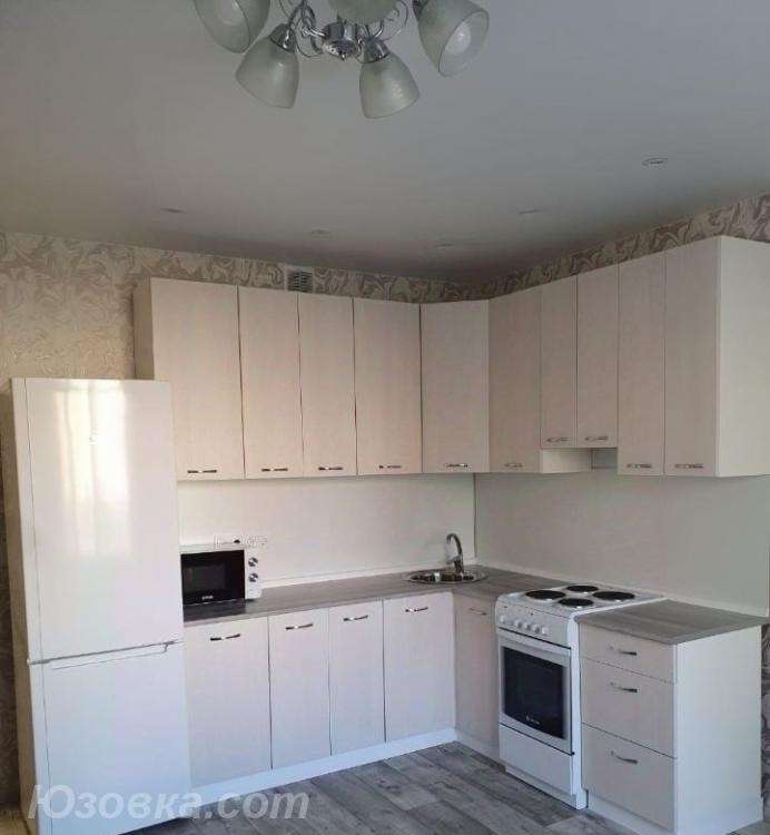 1-комн. квартира, 42м², с мебелью, 2/5 эт., ДОНЕЦК