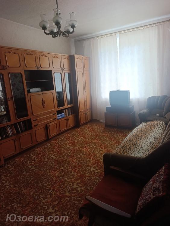 2-комн. квартира, 57м², с мебелью, 1/2 эт., ДОНЕЦК