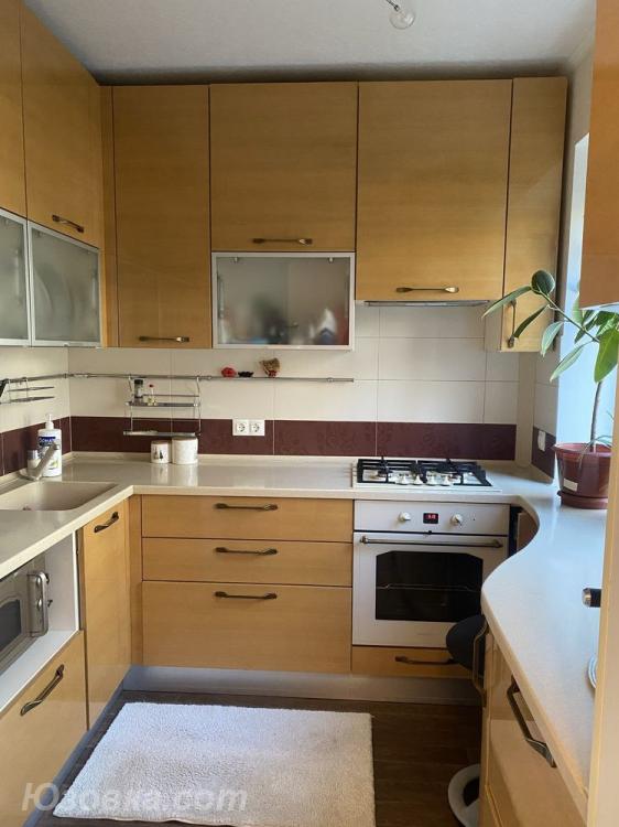 2-комн. квартира, 49м², с мебелью, 2/5 эт., ДОНЕЦК