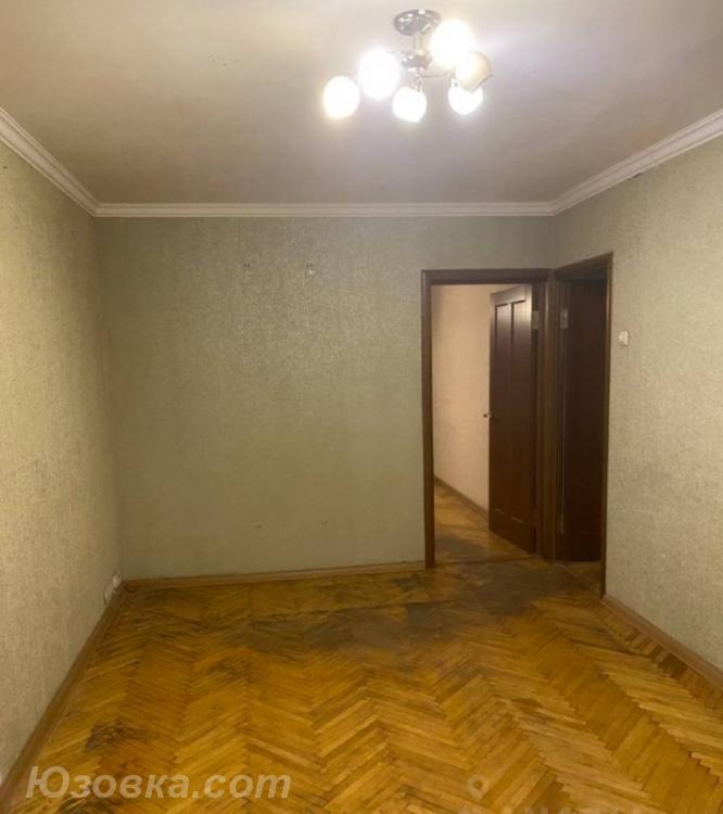 3-комн. квартира, 67м², с мебелью, 3/3 эт., ДОНЕЦК