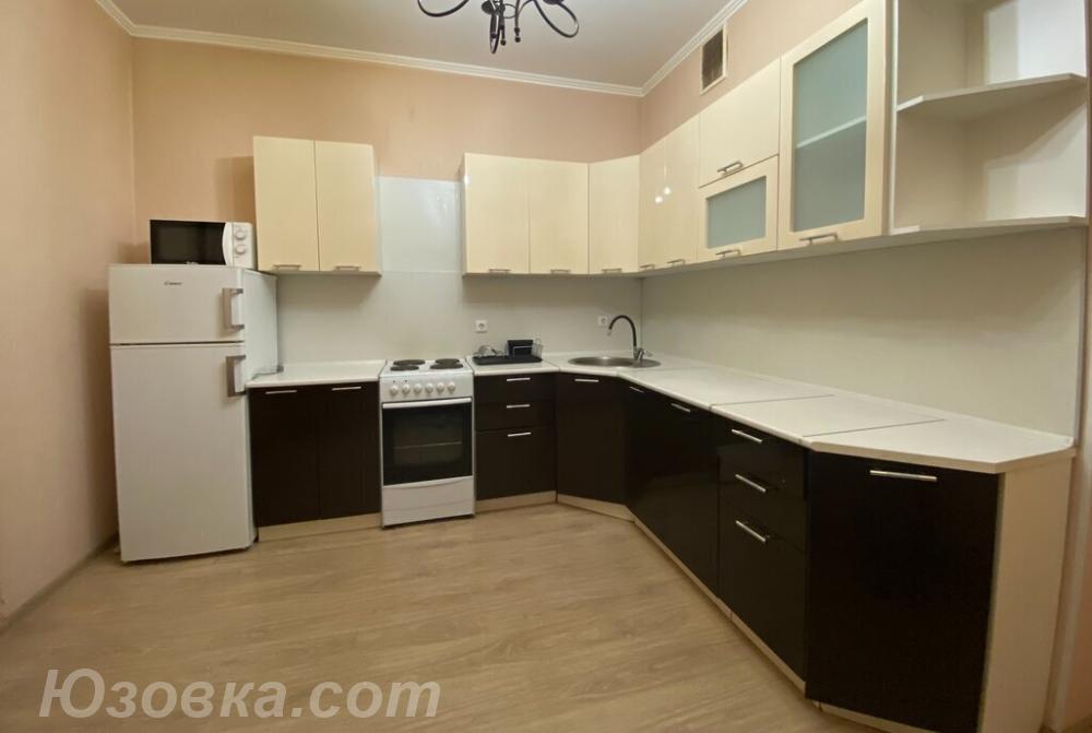 2-комн. квартира, 61м², с мебелью, 2/9 эт., ДОНЕЦК