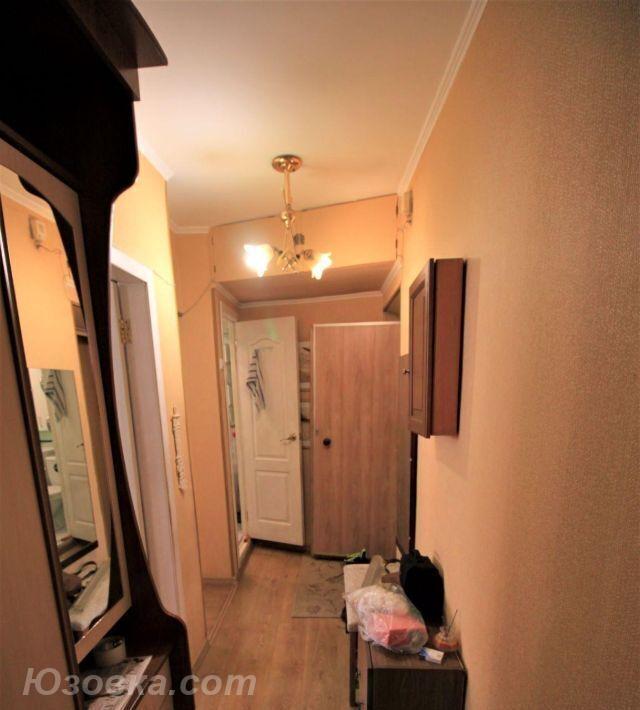 1-комн. квартира, 28м², с мебелью, 3/9 эт., ДОНЕЦК