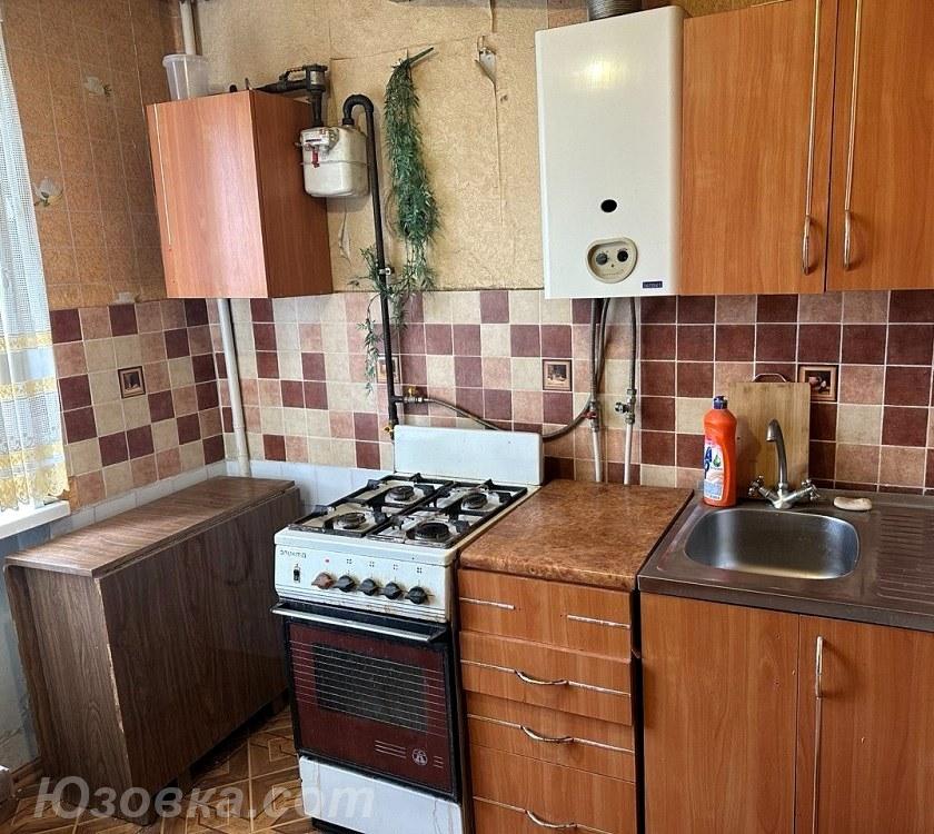 1-комн. квартира, 30 м², вторичка, 3/5 эт., ДОНЕЦК