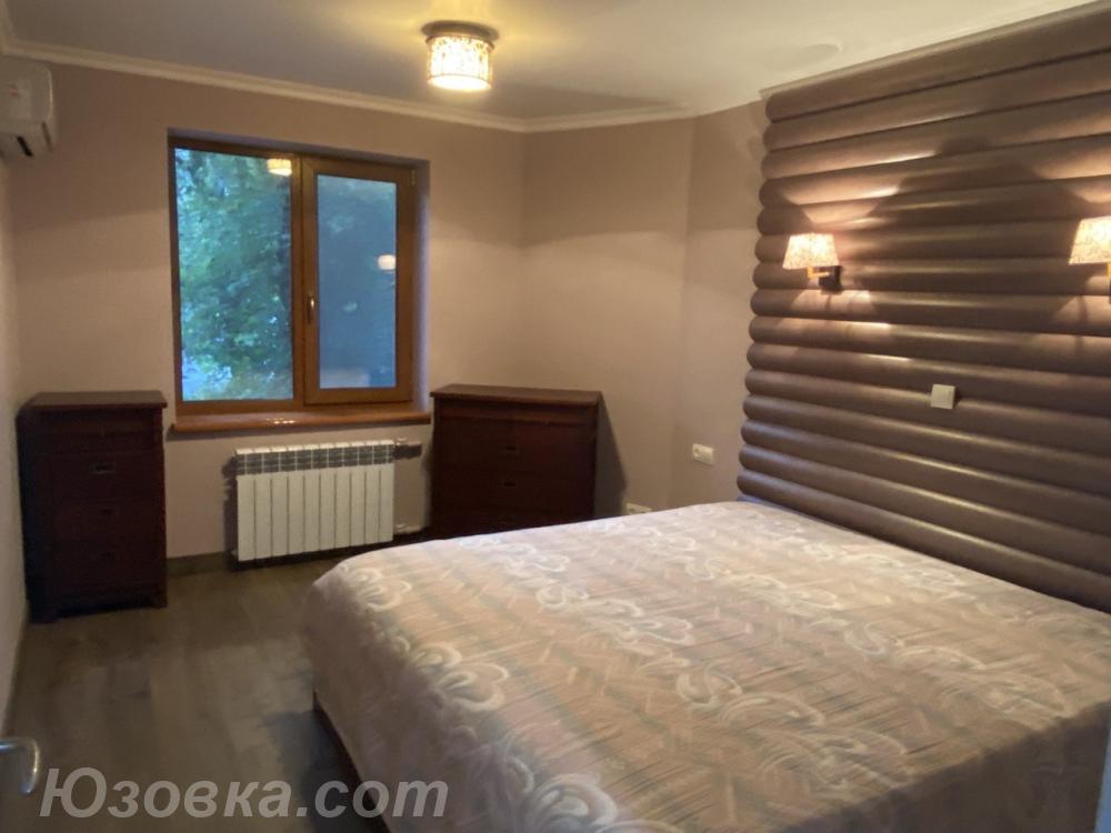 4-комн. квартира, 93 м², вторичка, 2/9 эт., ДОНЕЦК