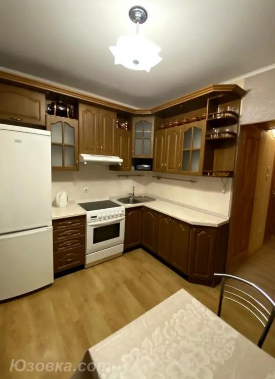 2-комн. квартира, 48м², с мебелью, 3/6 эт.