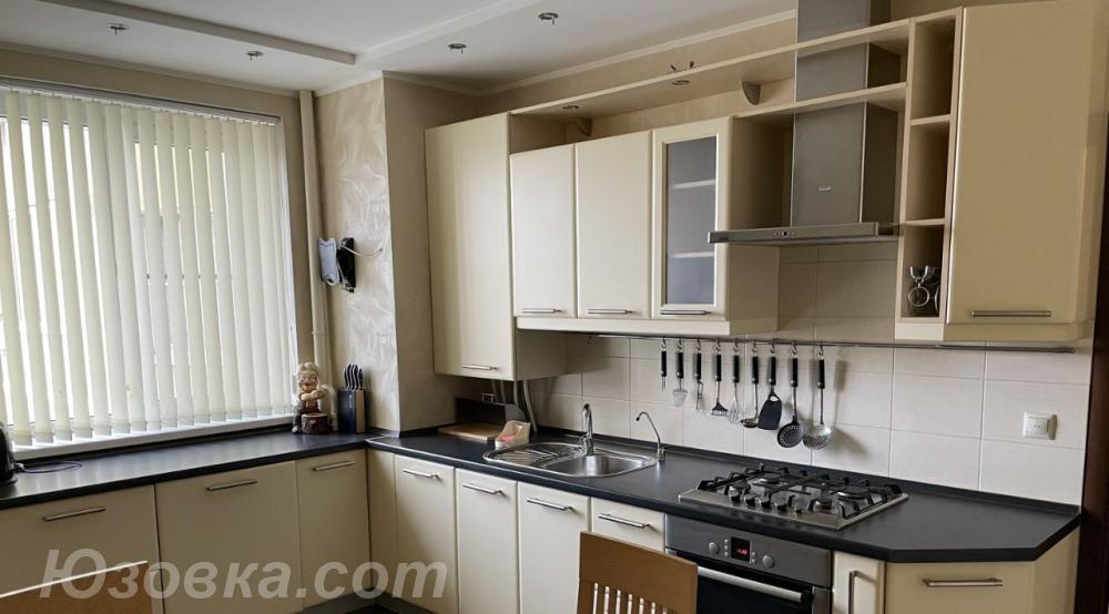 2-комн. квартира, 54м², с мебелью, 2/9 эт., ДОНЕЦК