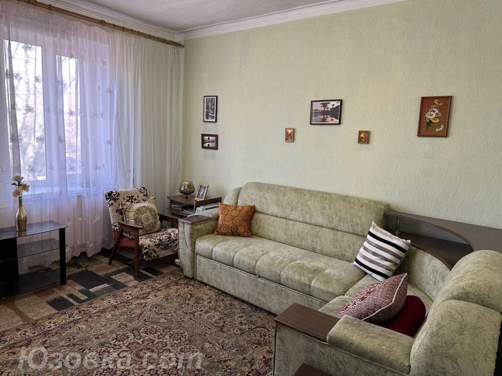 2-комн. квартира, 40 м², вторичка, 2/2 эт., ДОНЕЦК