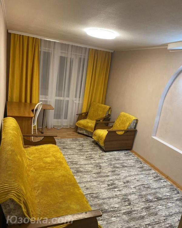 2-комн. квартира, 54м², с мебелью, 2/5 эт., ДОНЕЦК