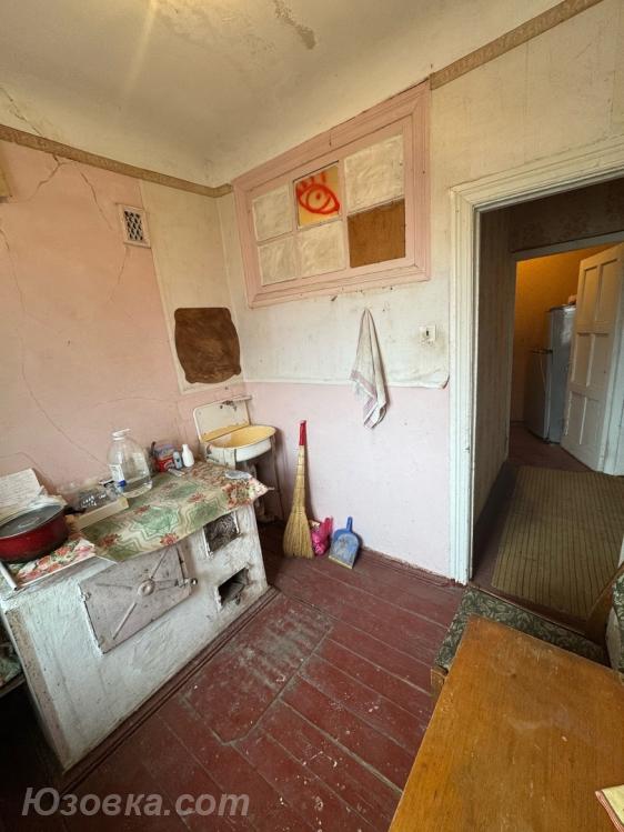 2-комн. квартира, 40 м², вторичка, 2/2 эт., Макеевка