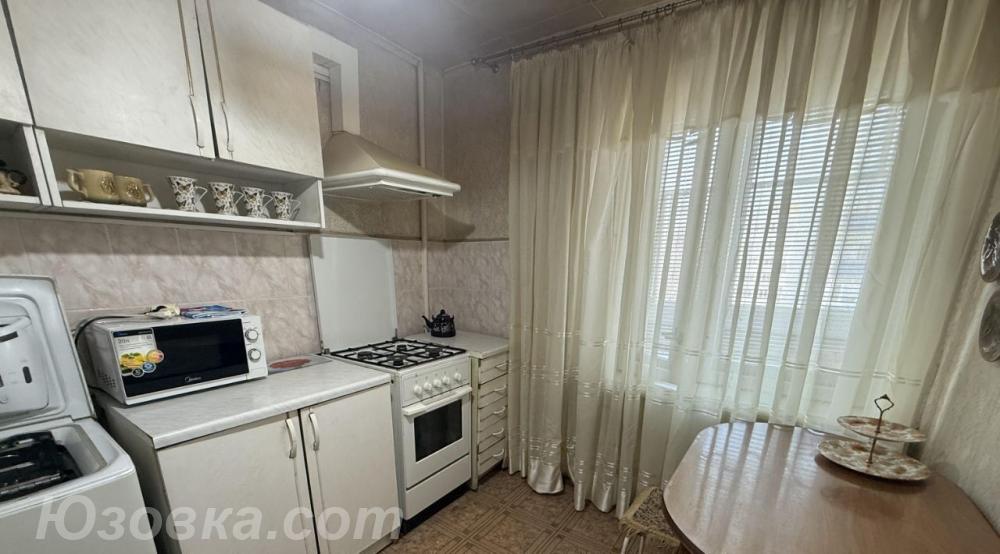 1-комн. квартира, 38м², с мебелью, 2/9 эт., ДОНЕЦК