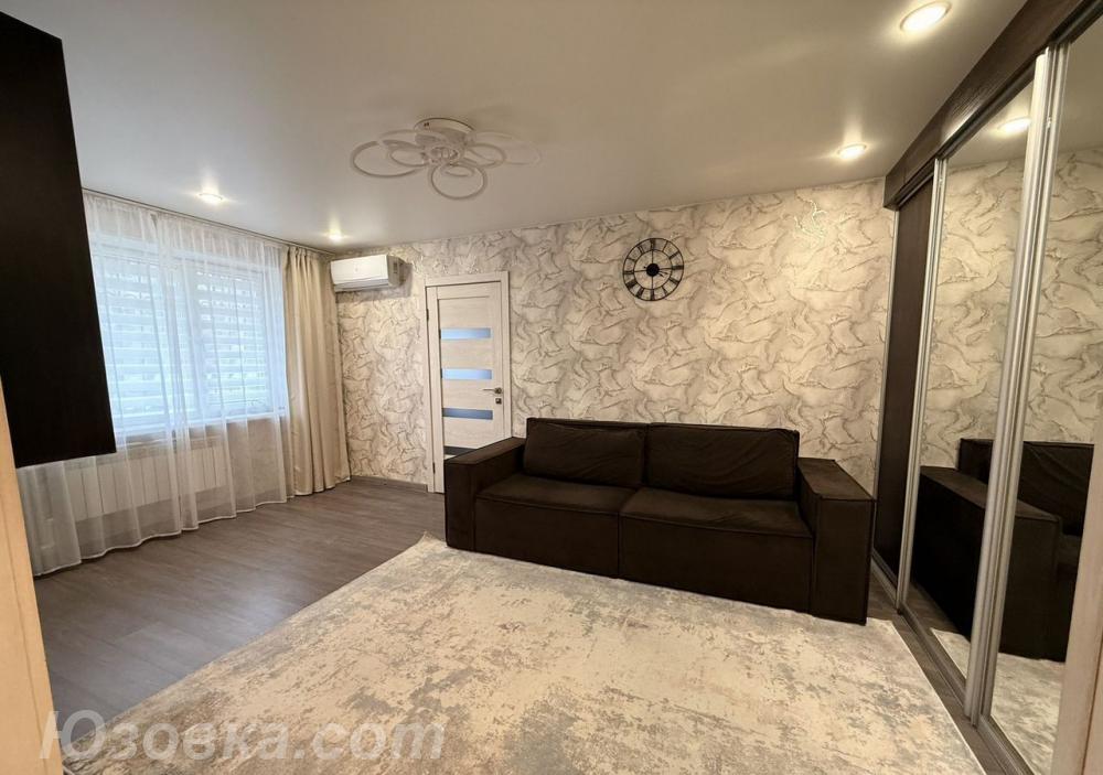 2-комн. квартира, 45м², с мебелью, 1/5 эт., ДОНЕЦК
