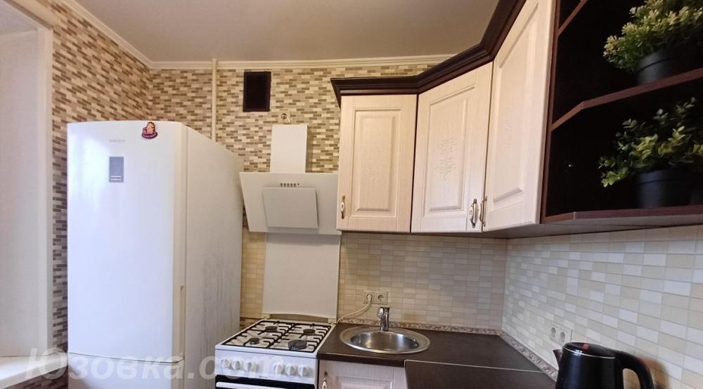 2-комн. квартира, 44м², с мебелью, 2/5 эт., ДОНЕЦК