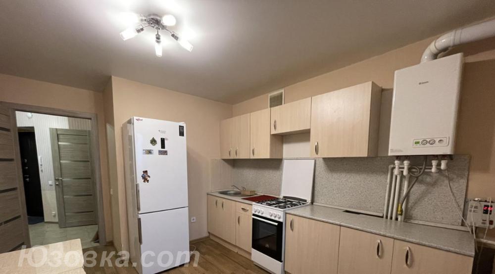 1-комн. квартира, 42м², с мебелью, 2/5 эт., ДОНЕЦК