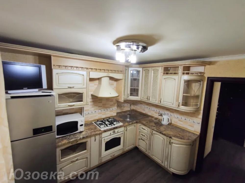 2-комн. квартира, 50м², с мебелью, 4/9 эт., ДОНЕЦК