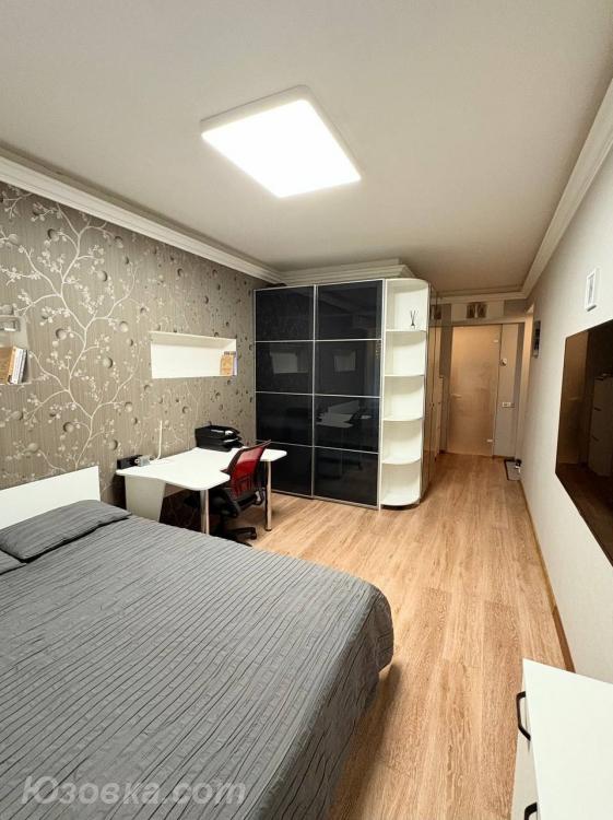 1-комн. квартира, 38м², с мебелью, 1/5 эт., ДОНЕЦК