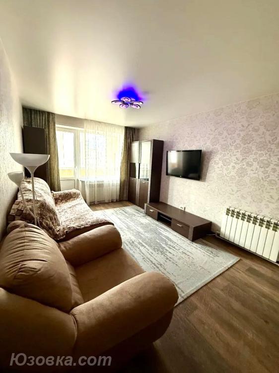 2-комн. квартира, 48м², с мебелью, 4/9 эт., ДОНЕЦК